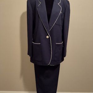 Adolfo, 2pc Pant Suit, Navy-Blue w/White Trim, 3-Pockets, Size-14, Dry Cleaned
